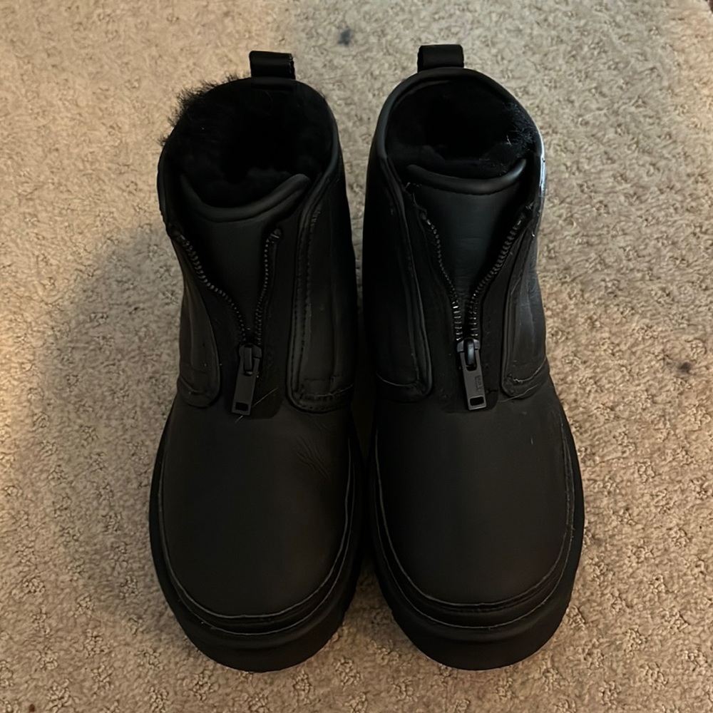 Black Platform Uggs